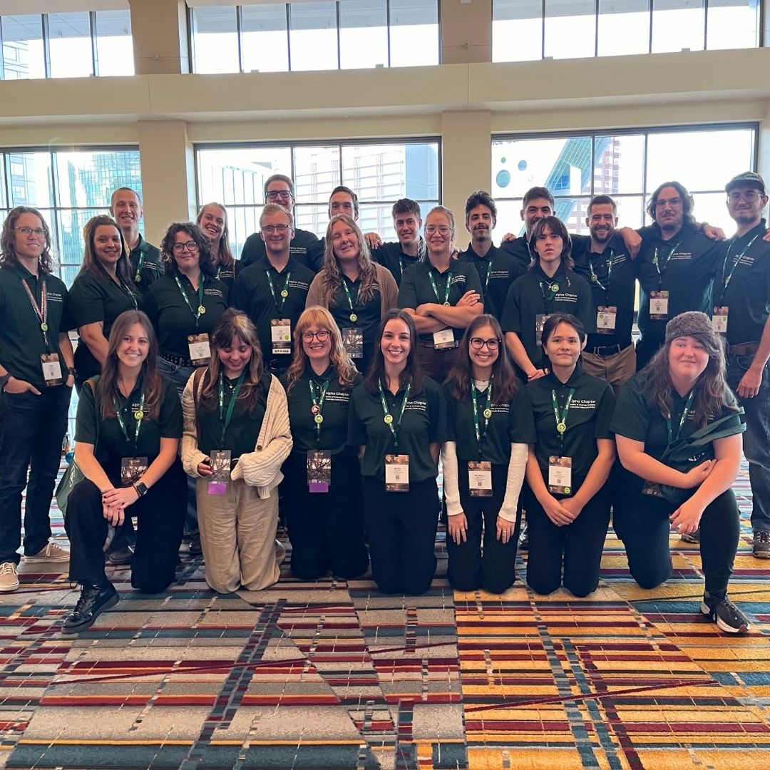 The Alpha Student Chapter pose for a picture at the convention. 